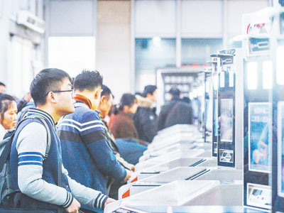 端午節(jié)火車票開搶,車站也玩黑科技,采用人臉閘機進行無人檢票！ 哪家好？價格怎么樣？代理招商，生產(chǎn)廠家，價格，哪家好，多少錢，品牌，報價，廠家，哪個公司好 