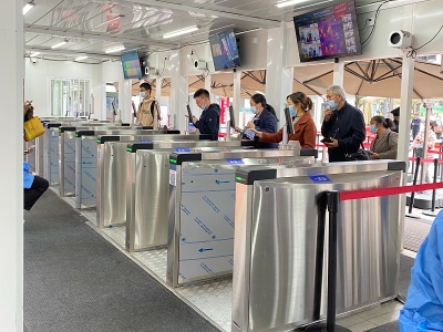 四川省人民醫(yī)院啟用天府健康碼測溫閘機，為患者提供便捷就醫(yī)服務 哪家好？價格怎么樣？代理招商，生產廠家，價格，哪家好，多少錢，品牌，報價，廠家，哪個公司好 